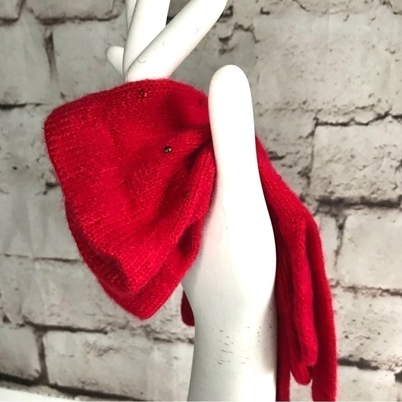 NWT Embellished RED Knit Gloves One size 1 Pair NEW WITH TAGS - Picture 8 of 15
